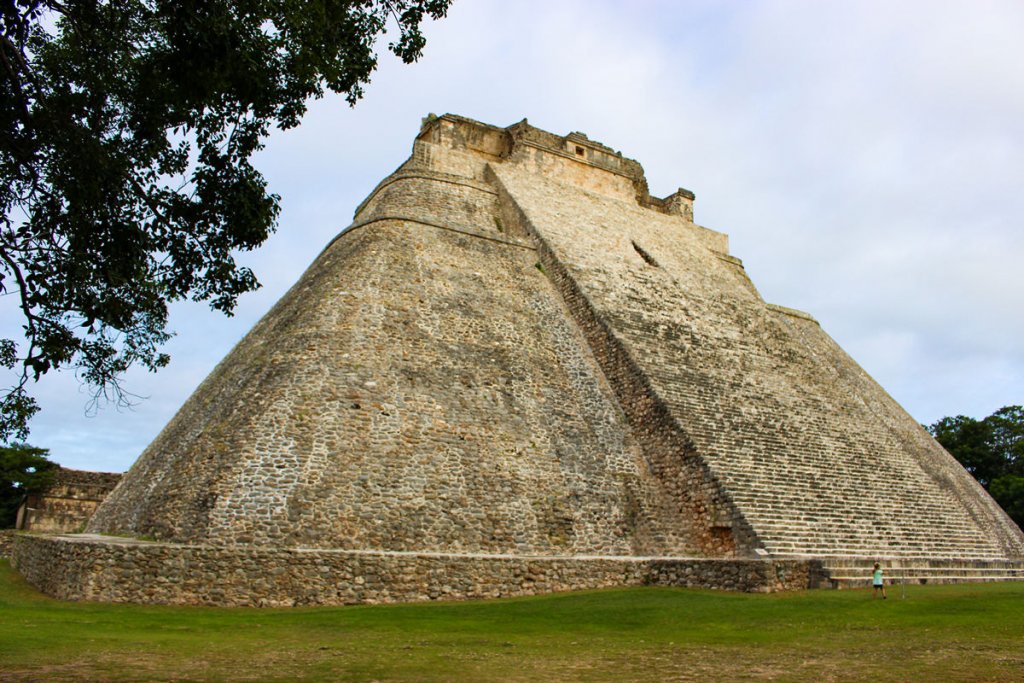 Adivino Pyramide Uxmal