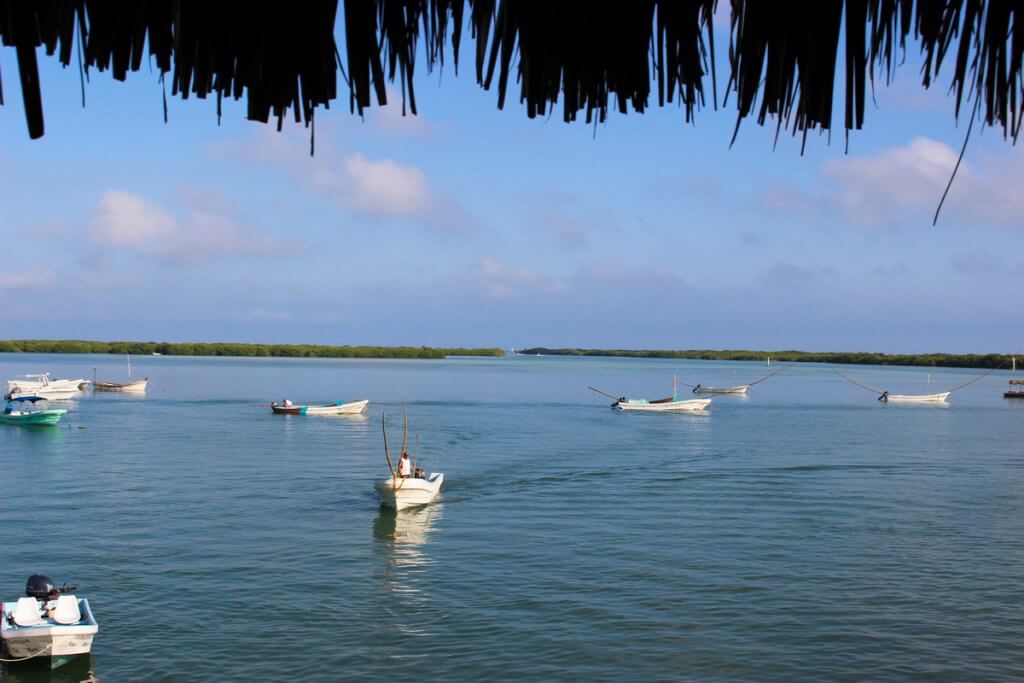 Fischerboote in Rio Lagartos