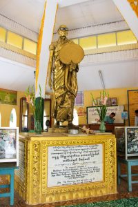 Mingun Sayadaw Statue