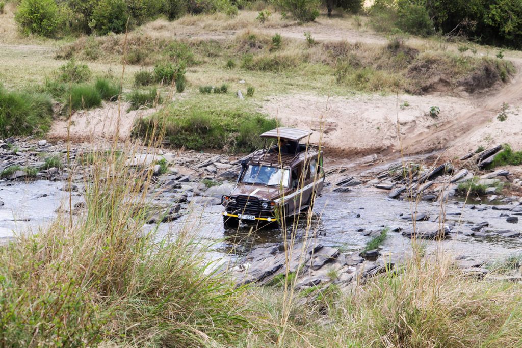 Jeep Fluss Masai Mara