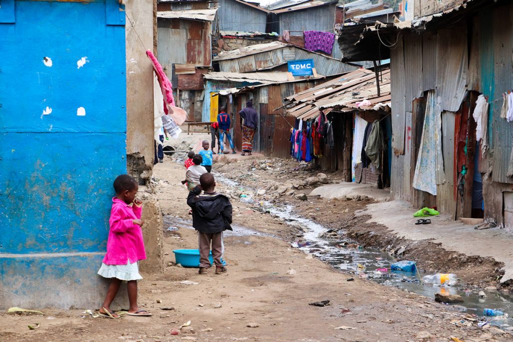 Kinder Mathare Slum