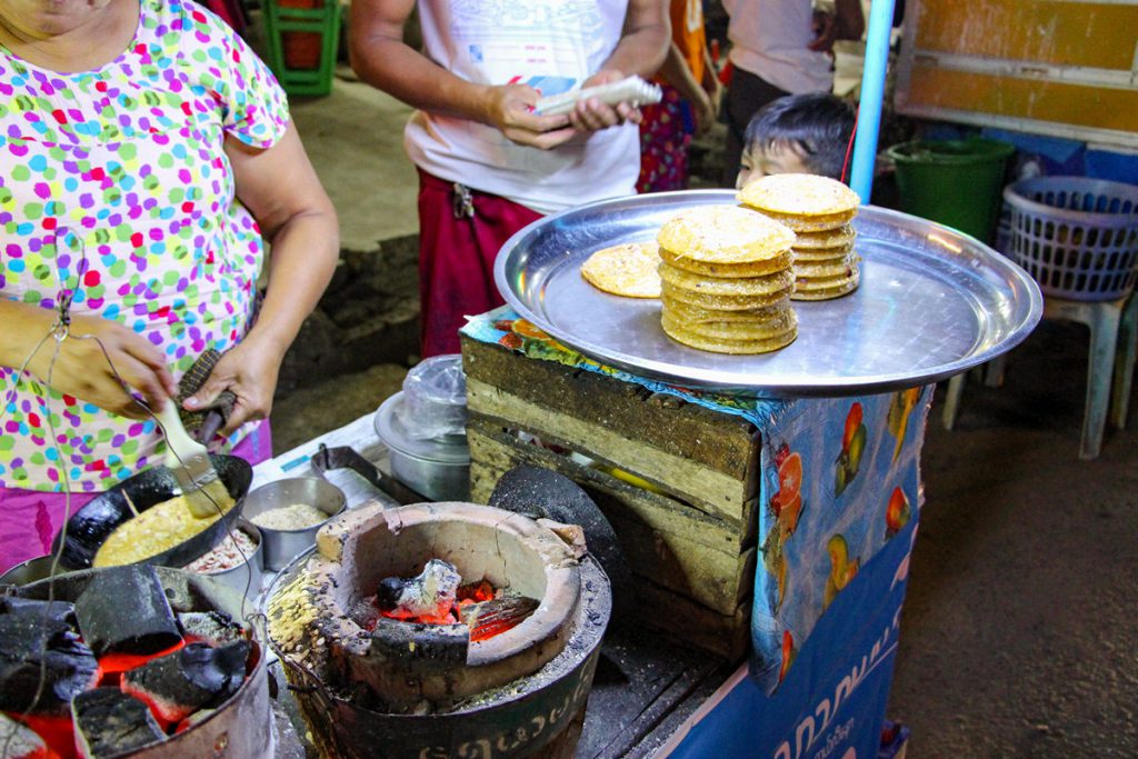 Burmesischer Reiskuchen Reispfannkuchen