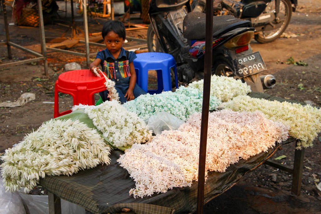 Blumenketten Mandalay