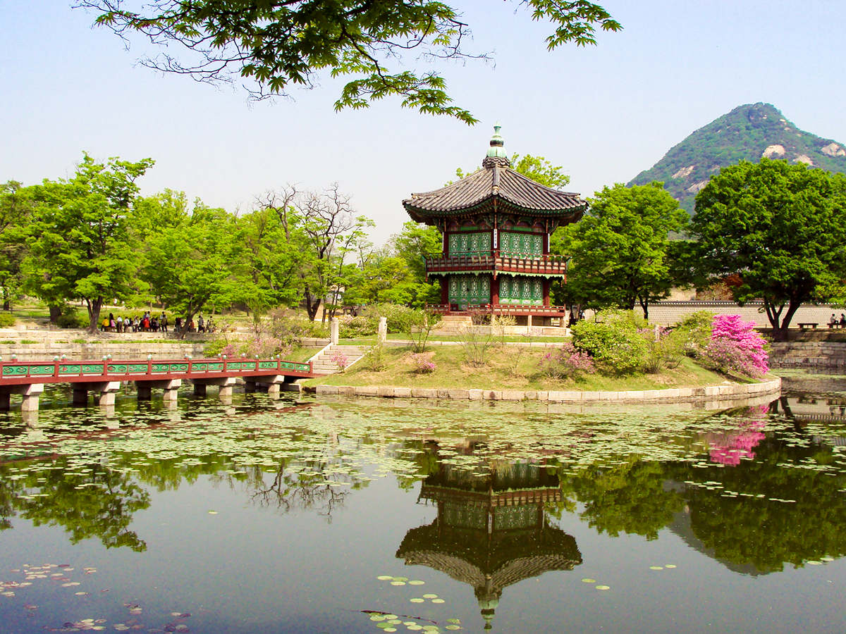 Seoul Sehenswürdigkeiten Hyangwonjong Pavilion Südkorea