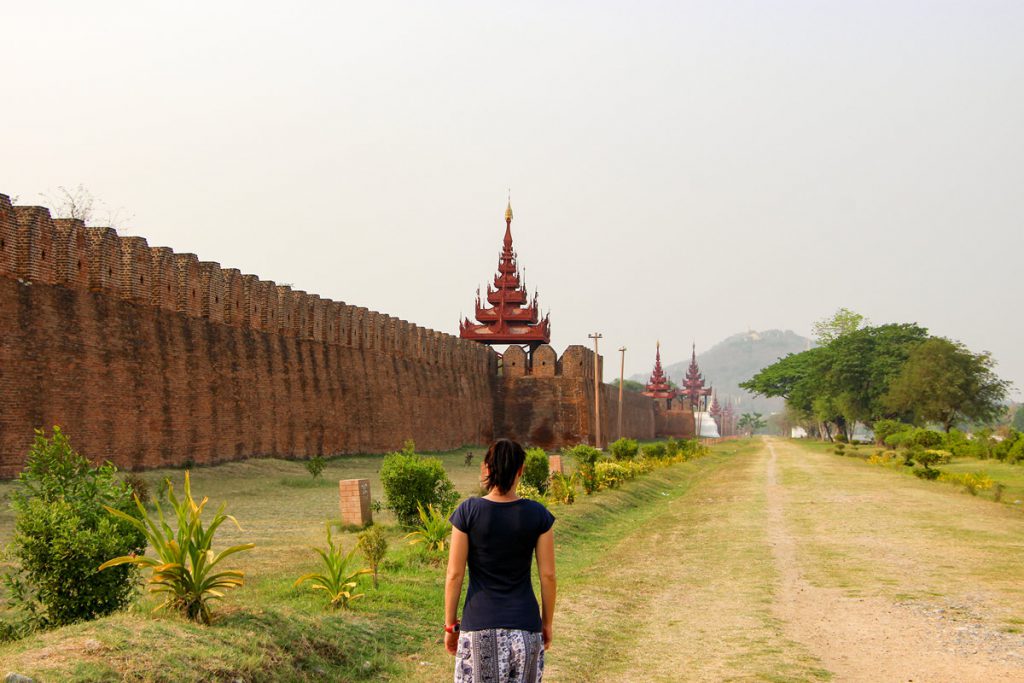 Mandalay Palace Mauer