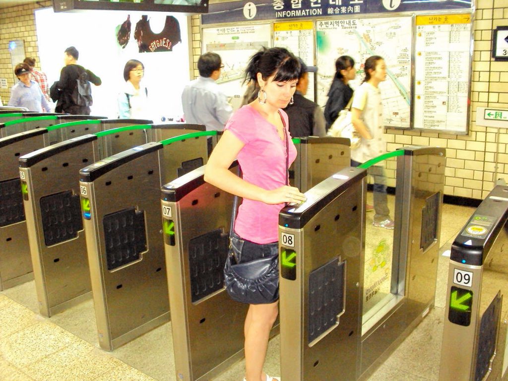 U-Bahn Ticket Kontrolle Seoul Südkorea