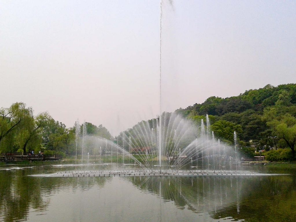 Wasserspiel Boramae Park Seoul
