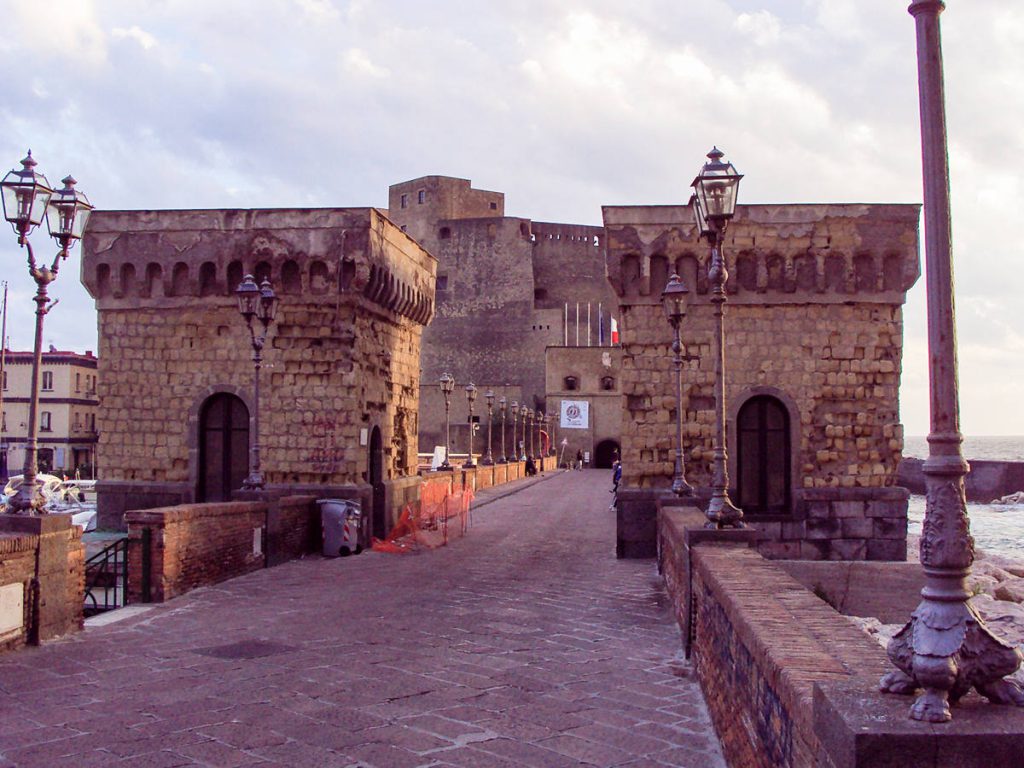 Eingang Castel dell'Ovo
