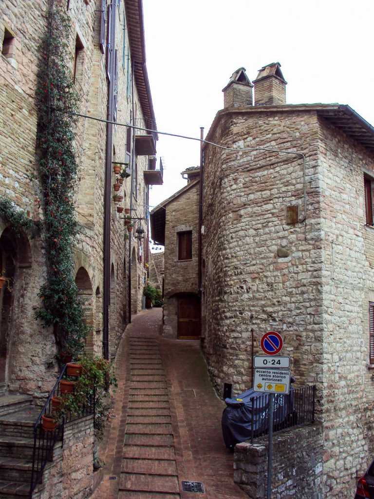 Enge Gassen in Assisi