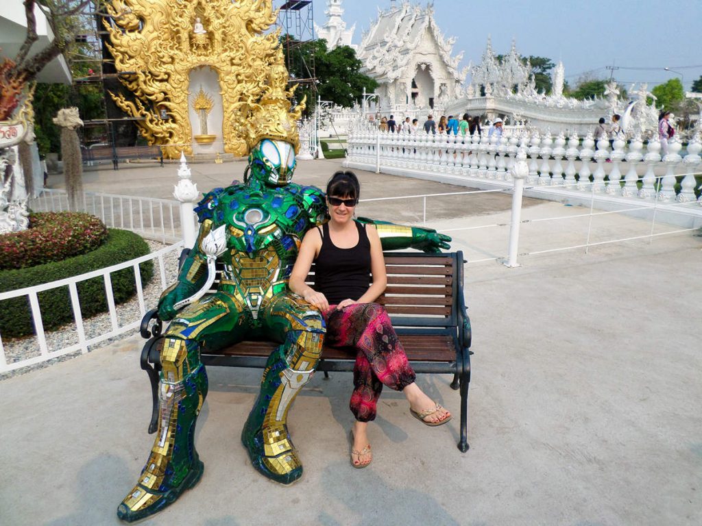 Alien Weisser Tempel Chiang Rai