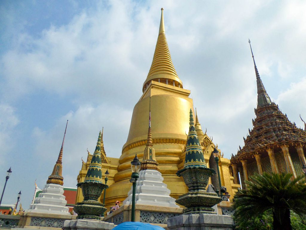 Phra Si Rattana Chedi Bangkok
