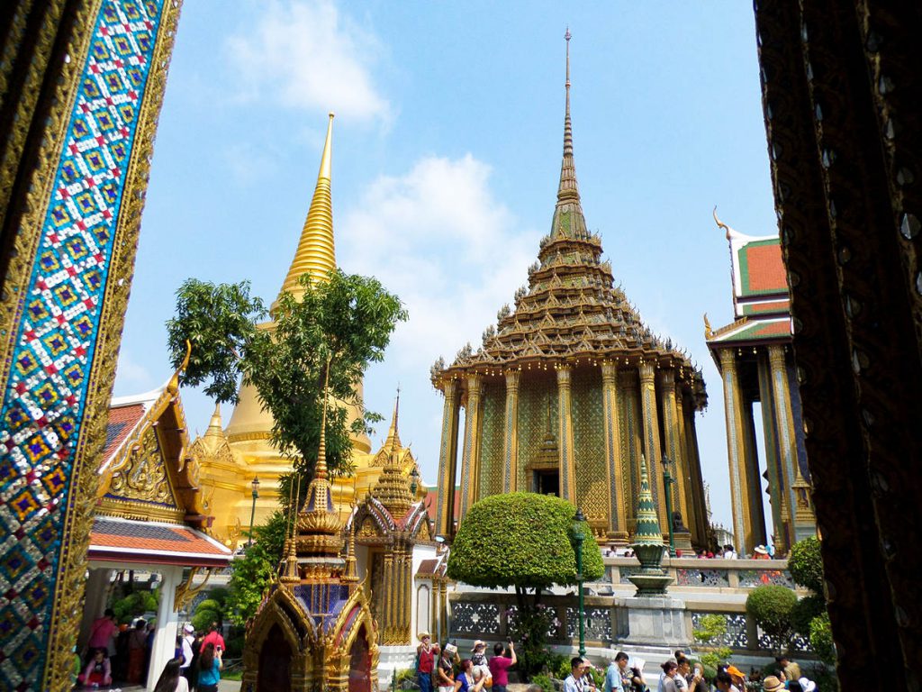 Phra Si Rattana Chedi Grand Palace in Bangkok
