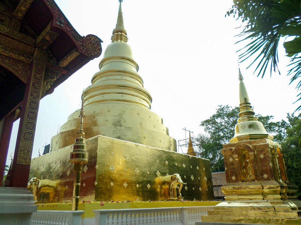 Goldener Stupa am Wat Phra Singh