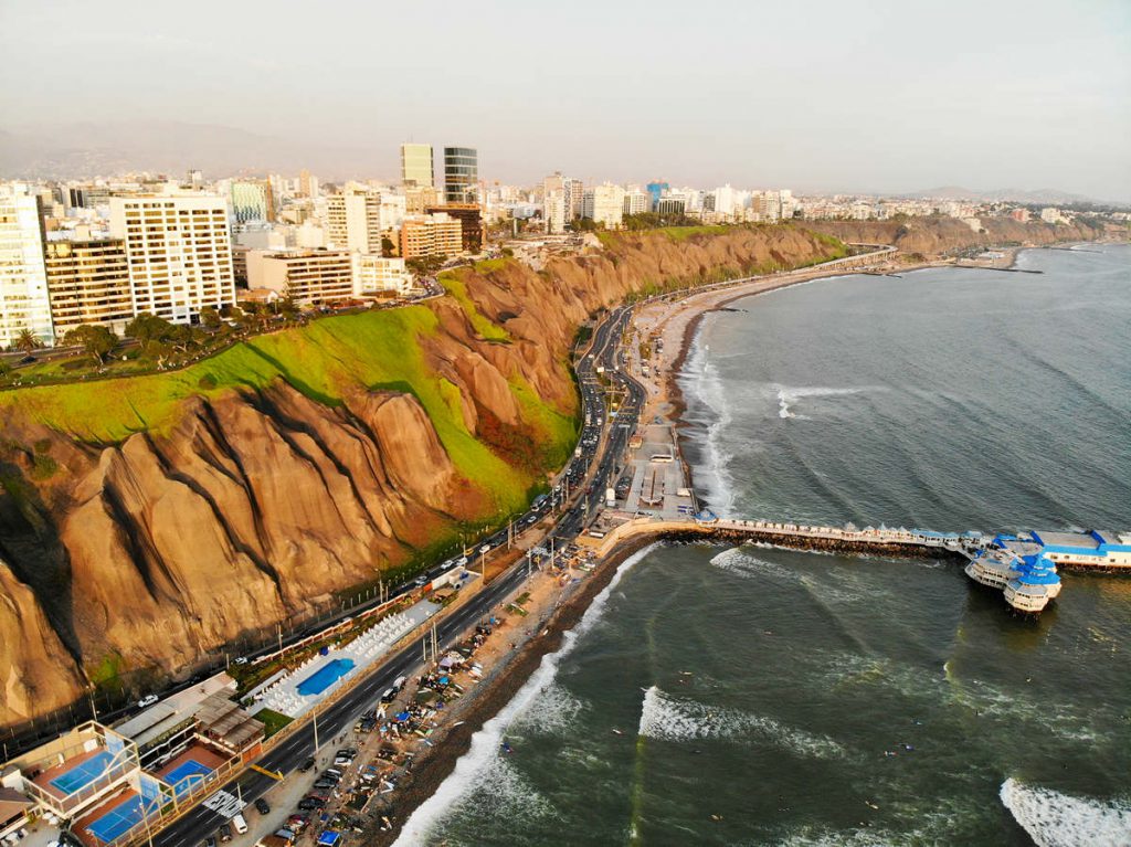 Costa Verde in Lima aus Vogelperspektive