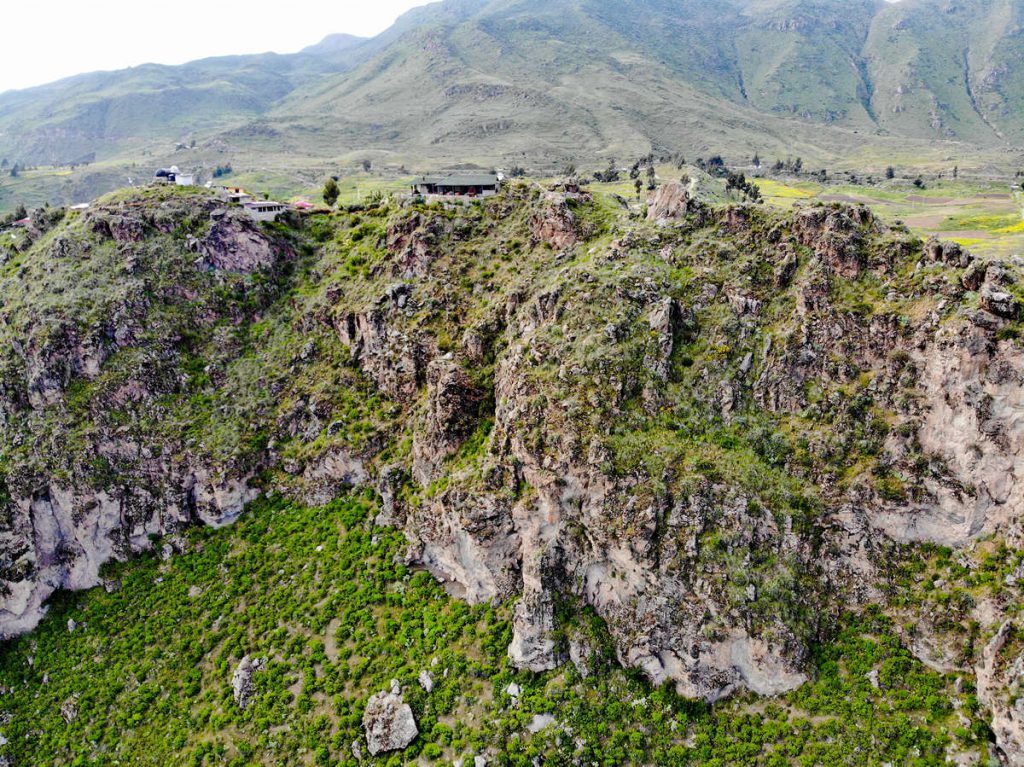 Restaurant am Rande des Colca Canyons