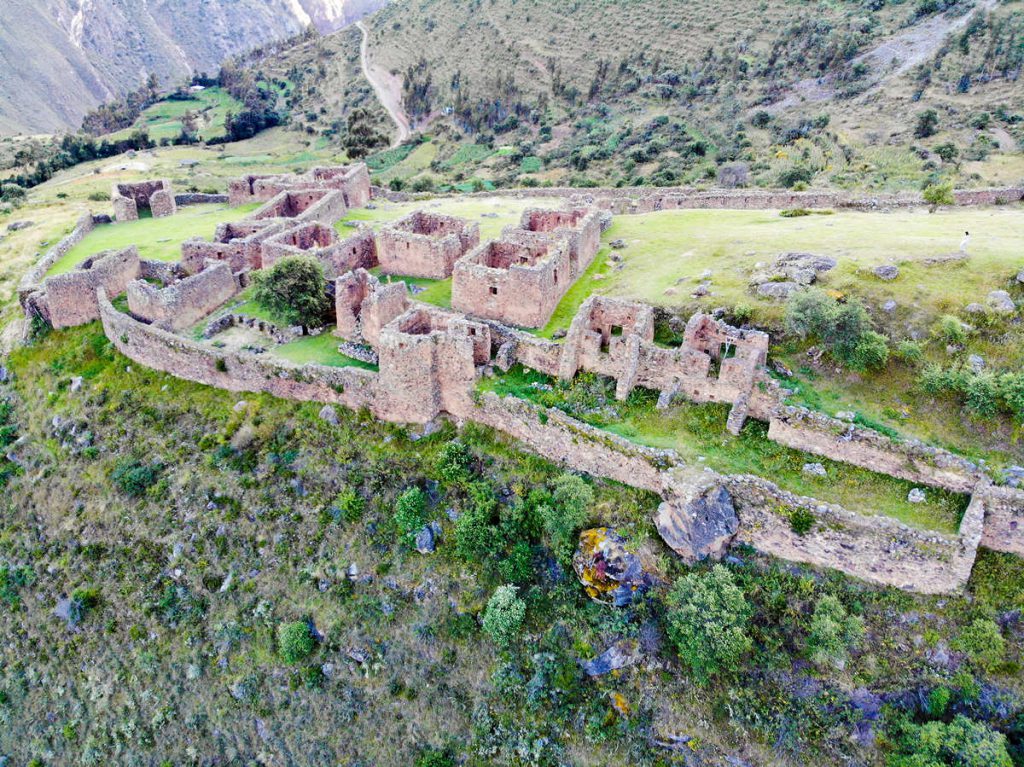 Pumamarca Ruins Drohnenaufnahme