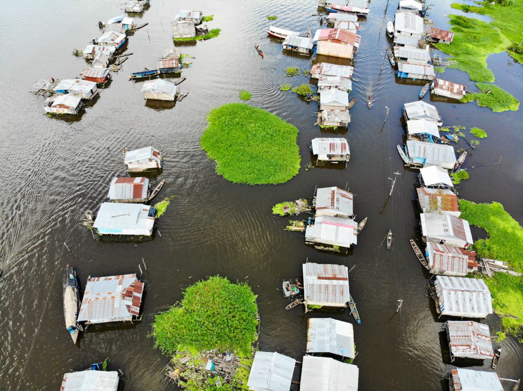 Schwimmende Häuser in Belen, Iquitos
