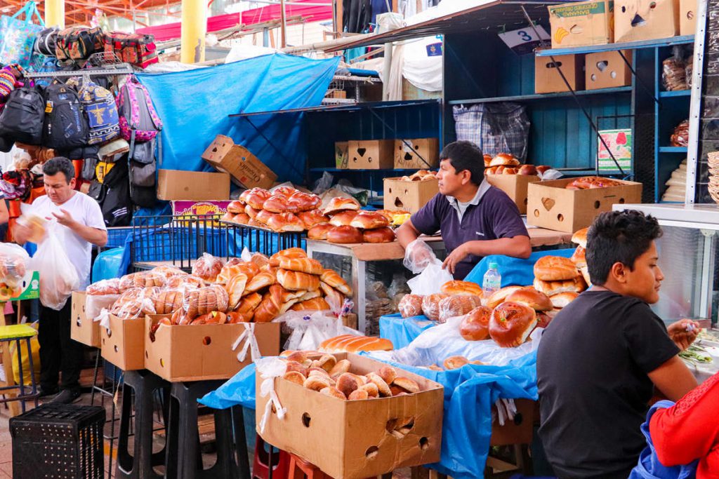 Backwaren auf dem Mercado San Camilo