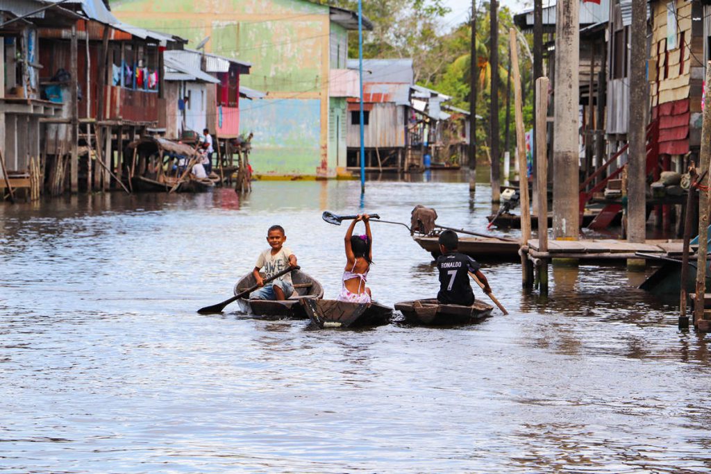 Kinder in Belén, Iquitos