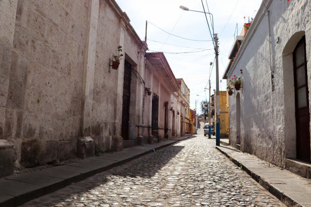 Kopfsteinpflaster Straße in Arequipa