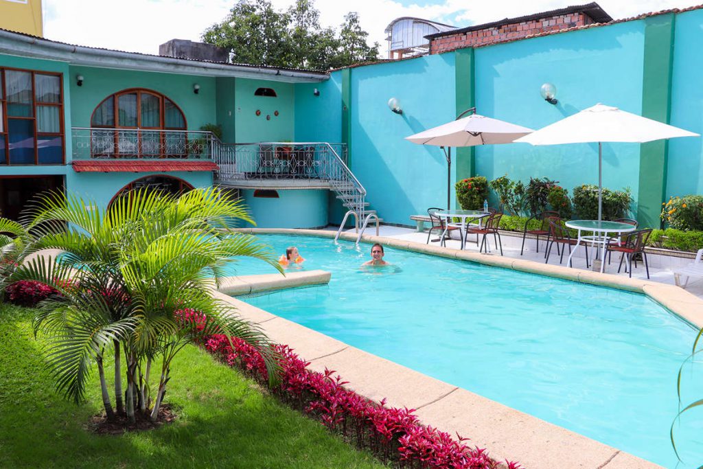 Pool am Hotel la Posada de Lobo in Iquitos