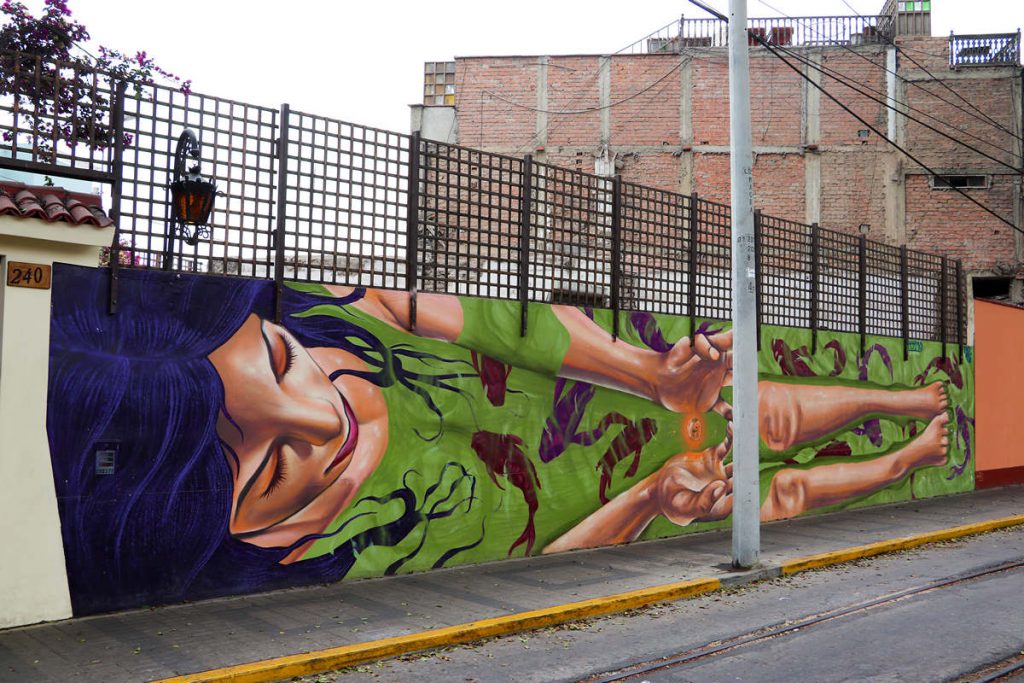 Street Art auf der Av Pedro Osama in Barranco Lima