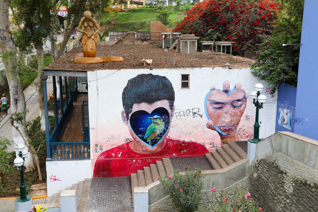 Street-Art an der Puente de los Suspiros Lima