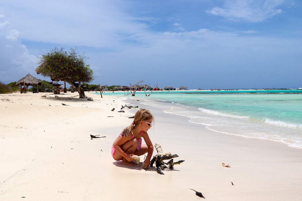 Kind auf Baby Beach