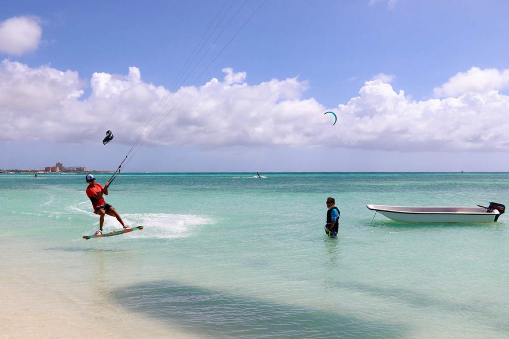 Kitesurfer auf Hadicurari Beach