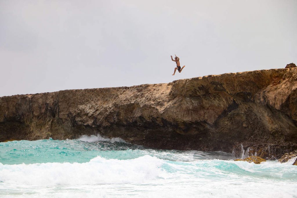 Klippenspringen auf Boca Keto Beach