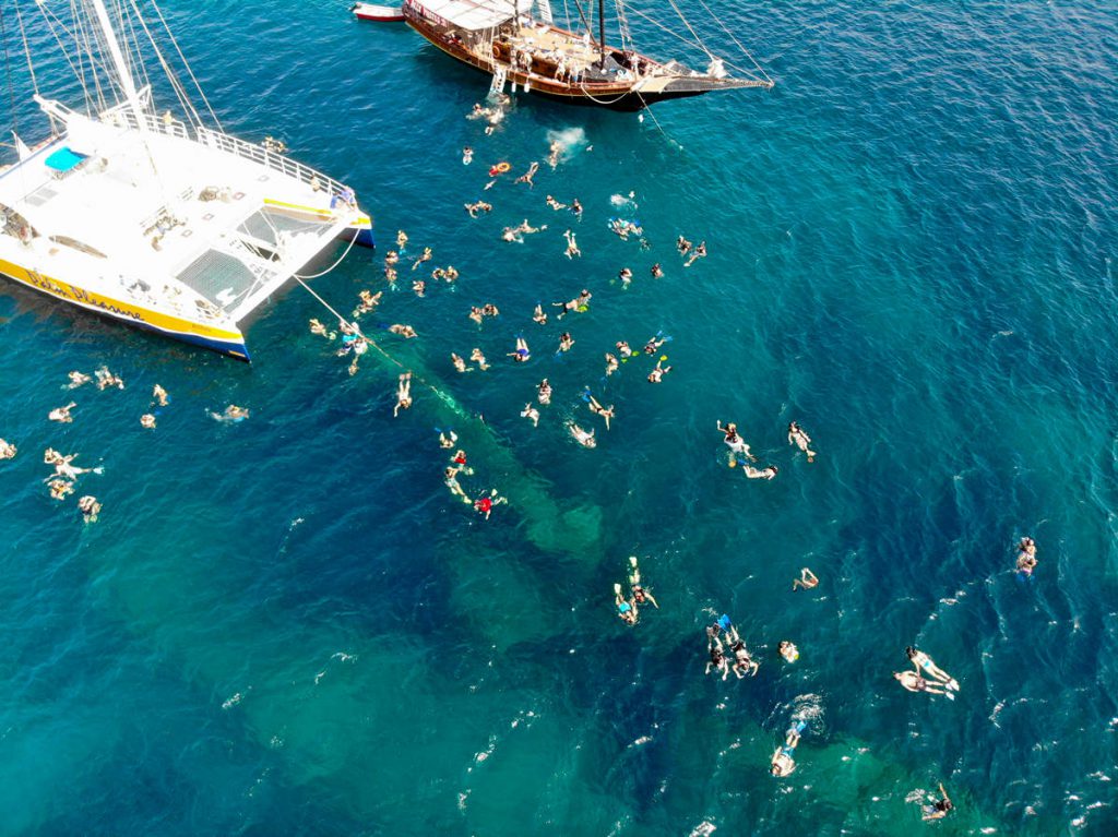 SS Antilla Snorkeling Spot