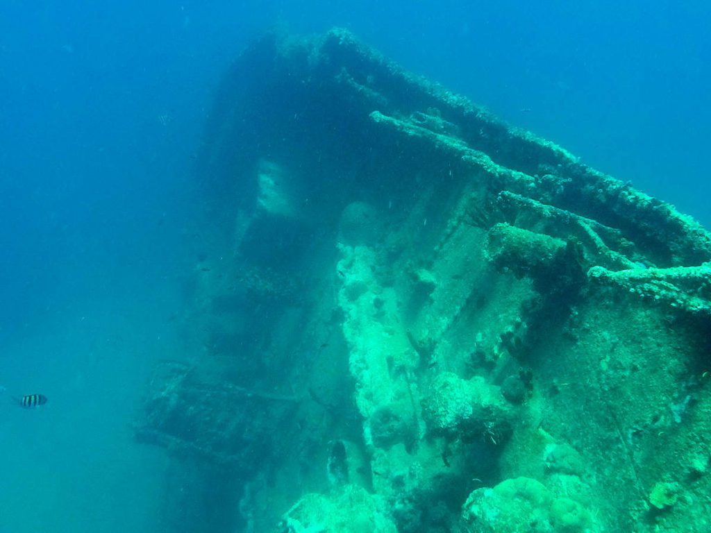 SS Antilla unter dem Wasser