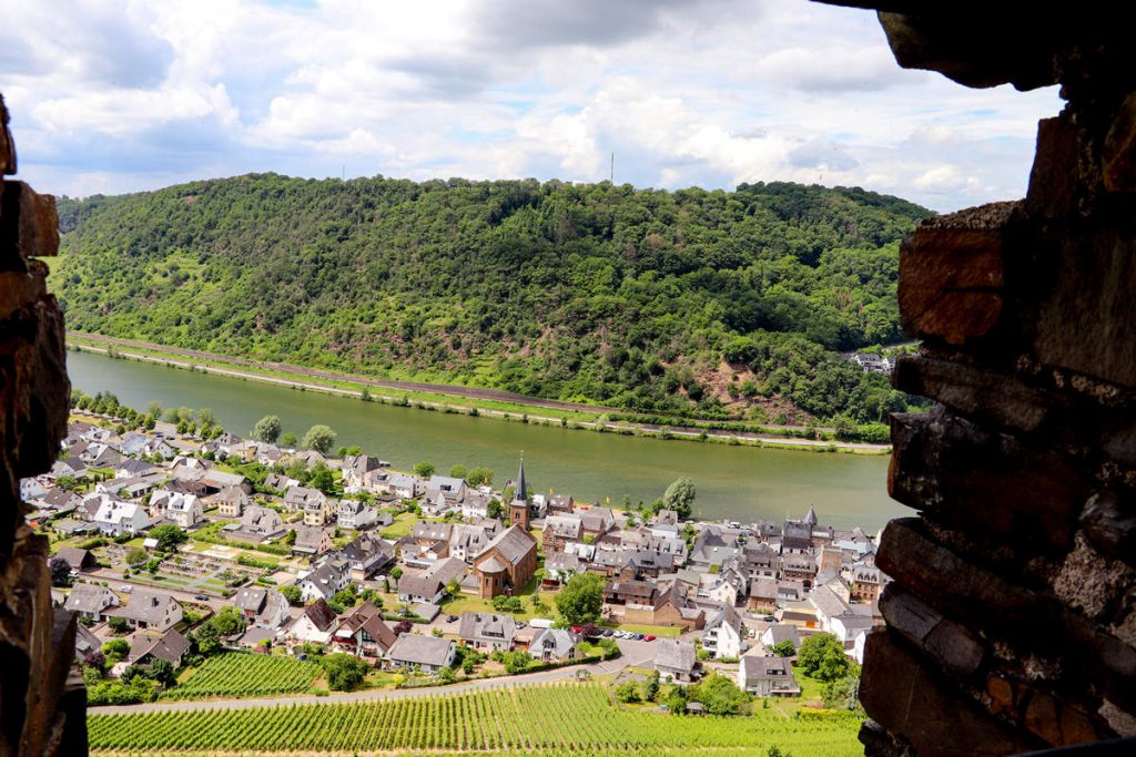 Aussicht von der Burg Thurant