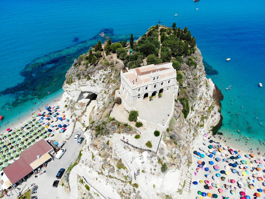 Santa Maria dell'Isola aus der Luft