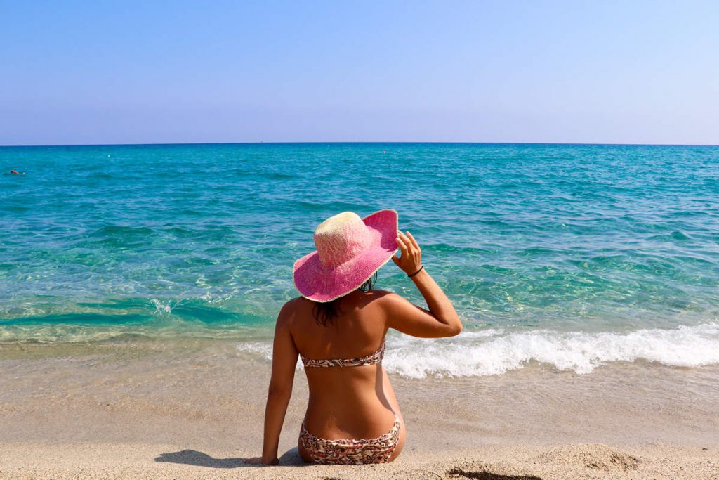 Strand Spiaggia di Caminia Kalibrien