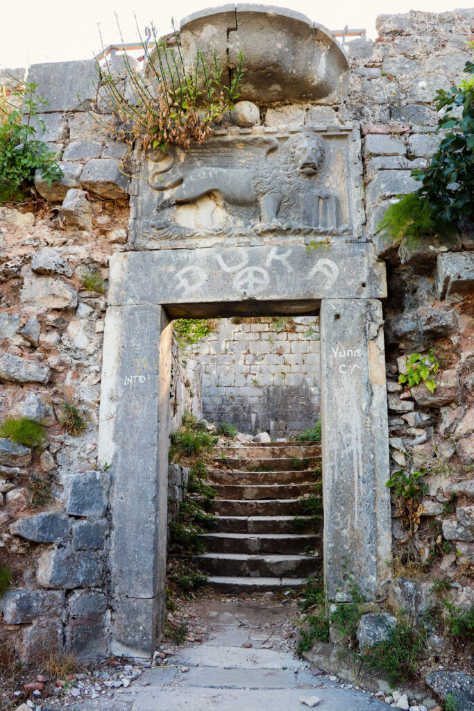 Tor Burg von San Giovanni Kotor