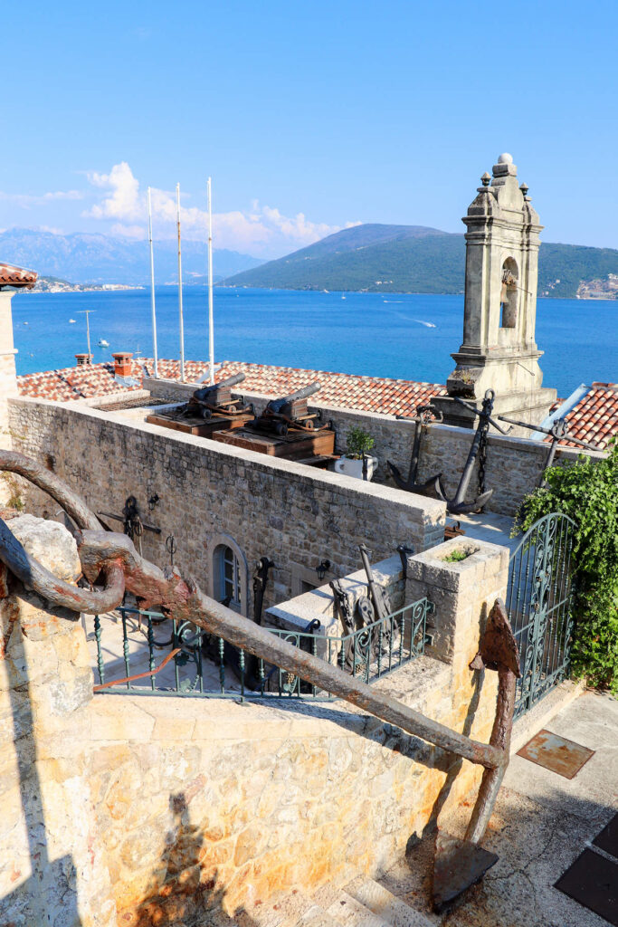 Sammlung alter Anker Altstadt HErceg Novi