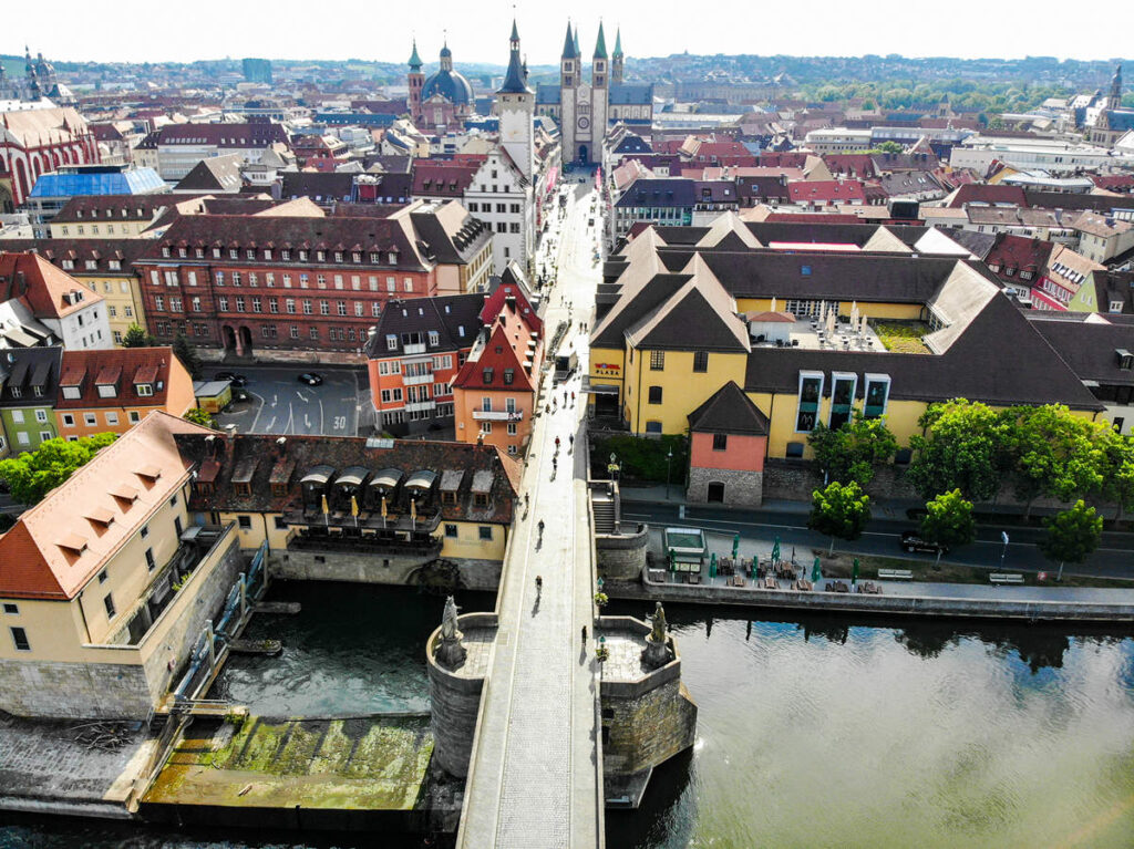 Würzburg und die Alte Mainbrücke