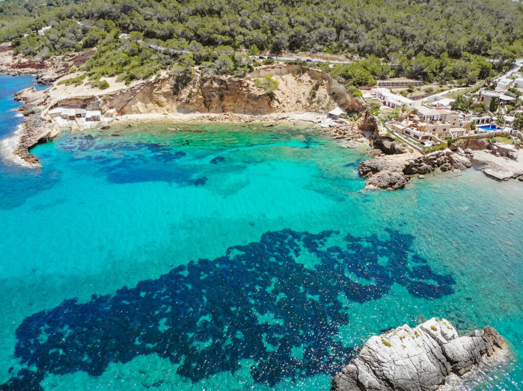 Cala Xarraca auf Ibiza