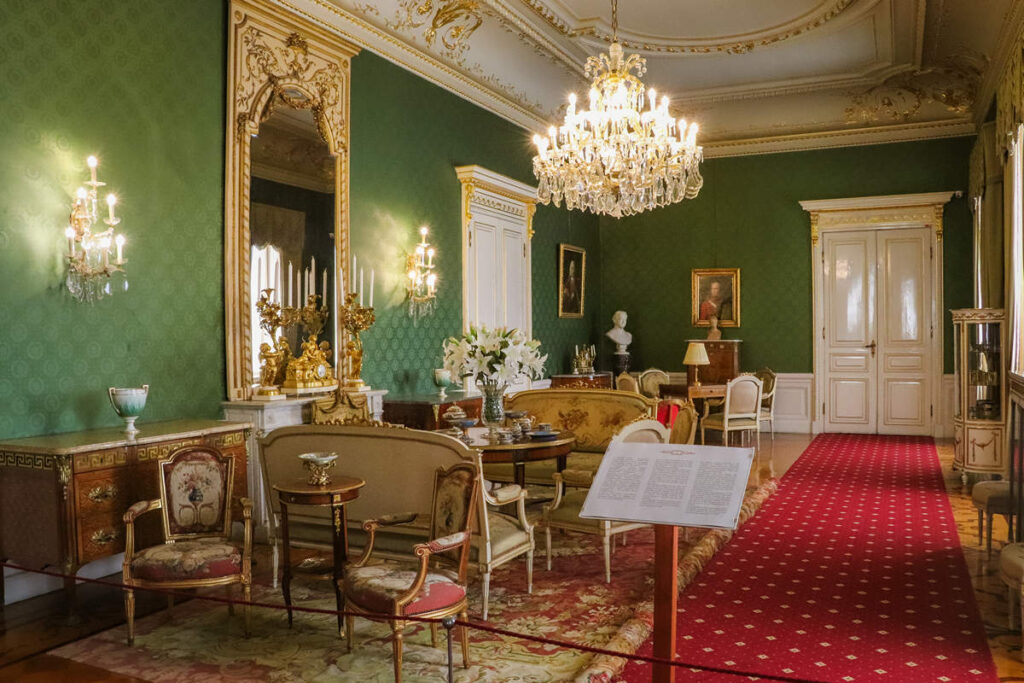 Wohnzimmer im Festetics Palast