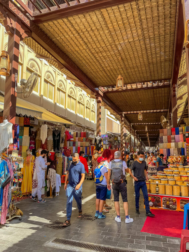 Bur Dubai Textil Souk 