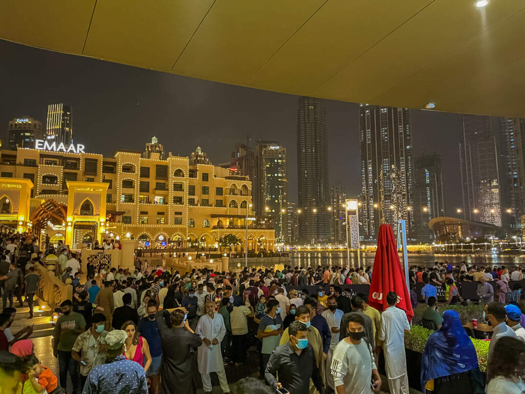 Zuschauer Dubai Fountain