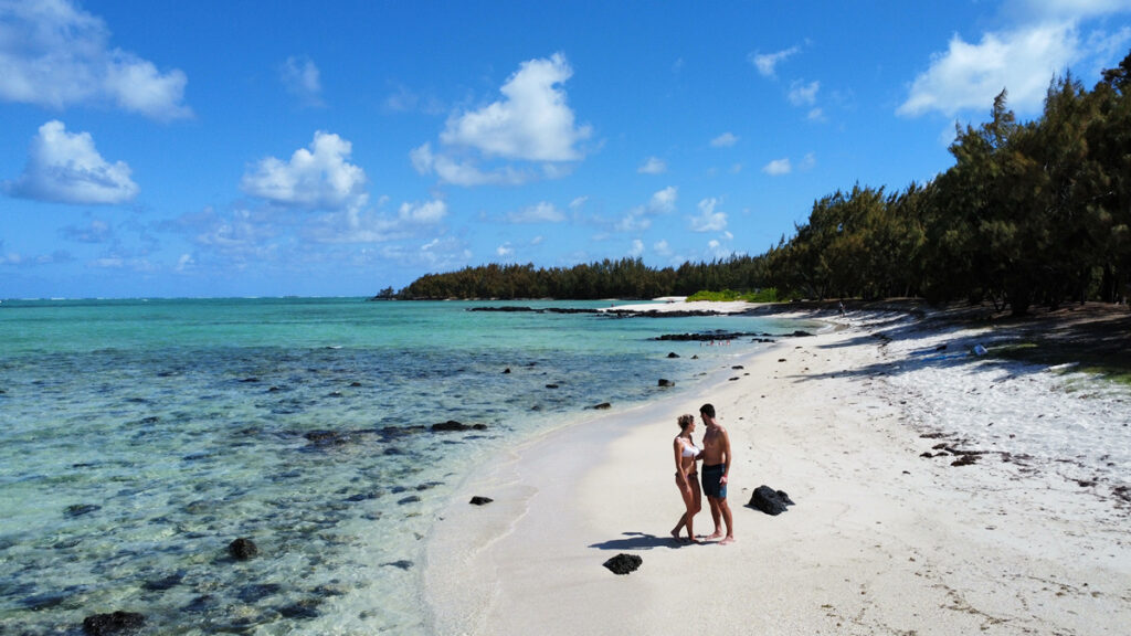 Île aux Cerfs Beach