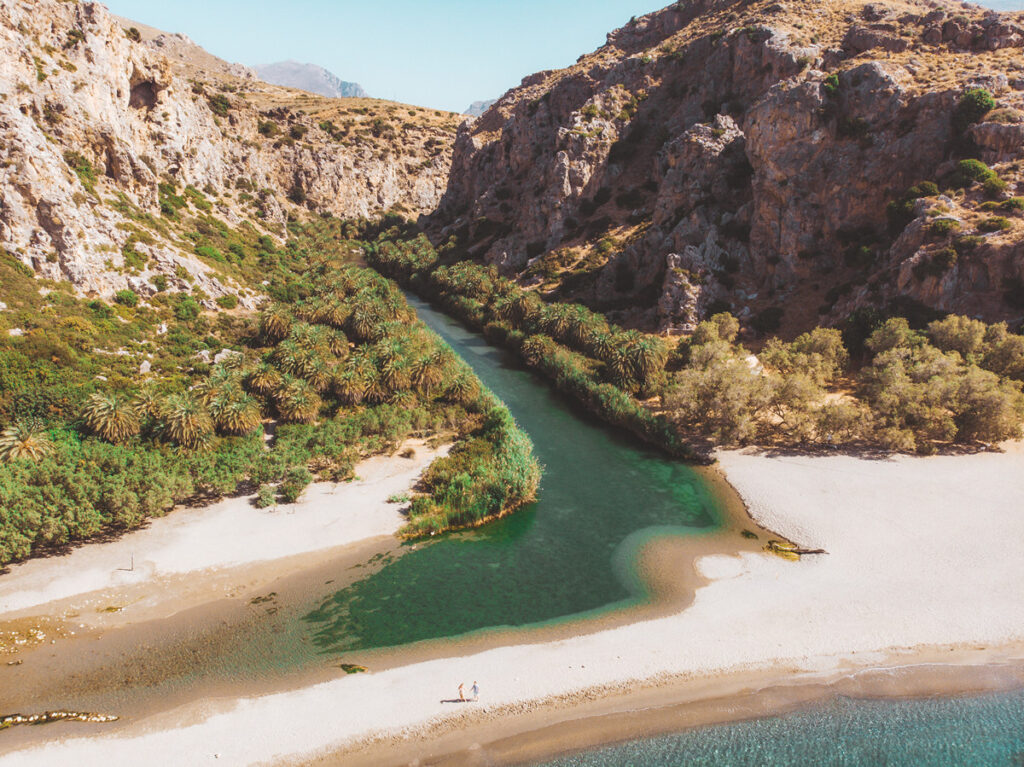 Palmenstrand von Preveli auf Kreta aus der Luft