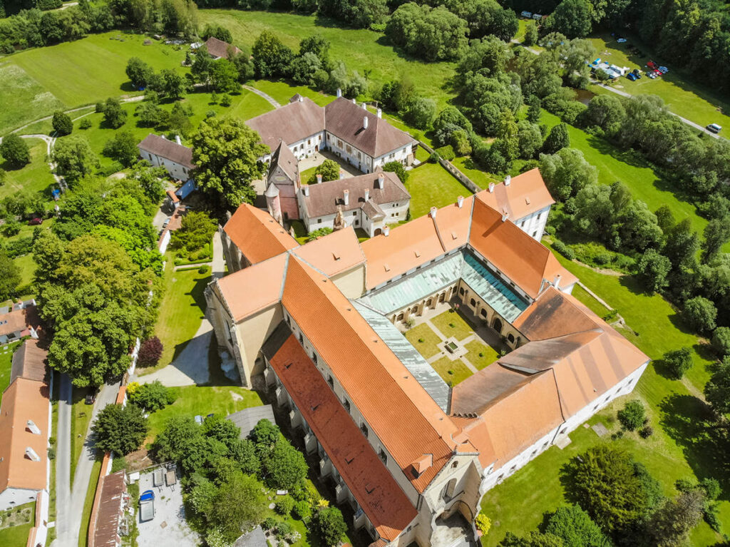 Kloster Zlatá Koruna