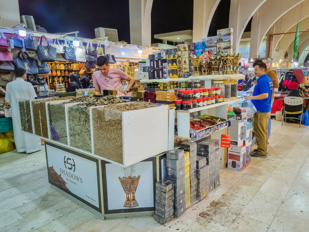 Taibah Markets Riad