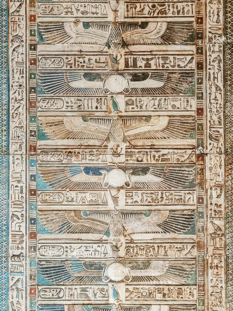 Geier Dendera Tempel