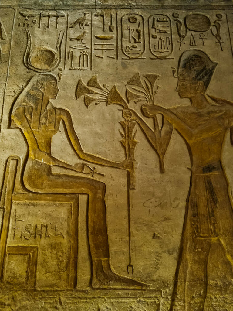 Wand Nefertari Tempel Abu Simbel