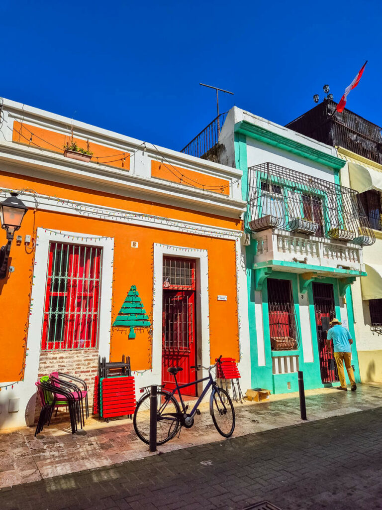 Calle Arzobispo Meriño in Santo Domingo