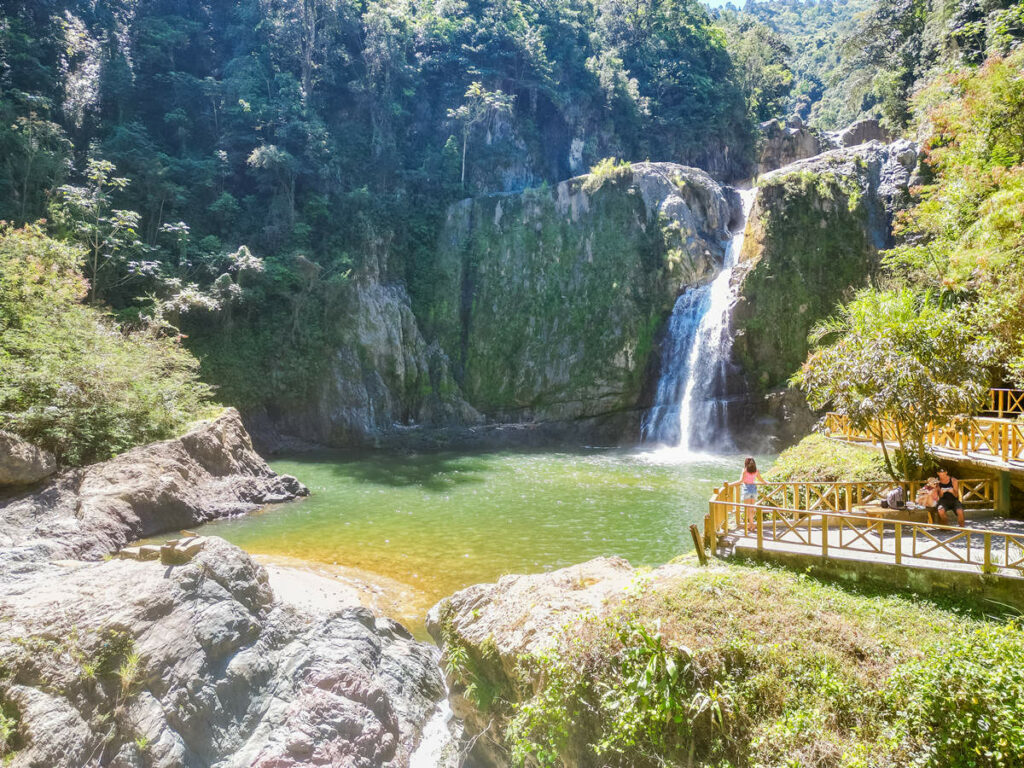 Salto Jimenoa 2